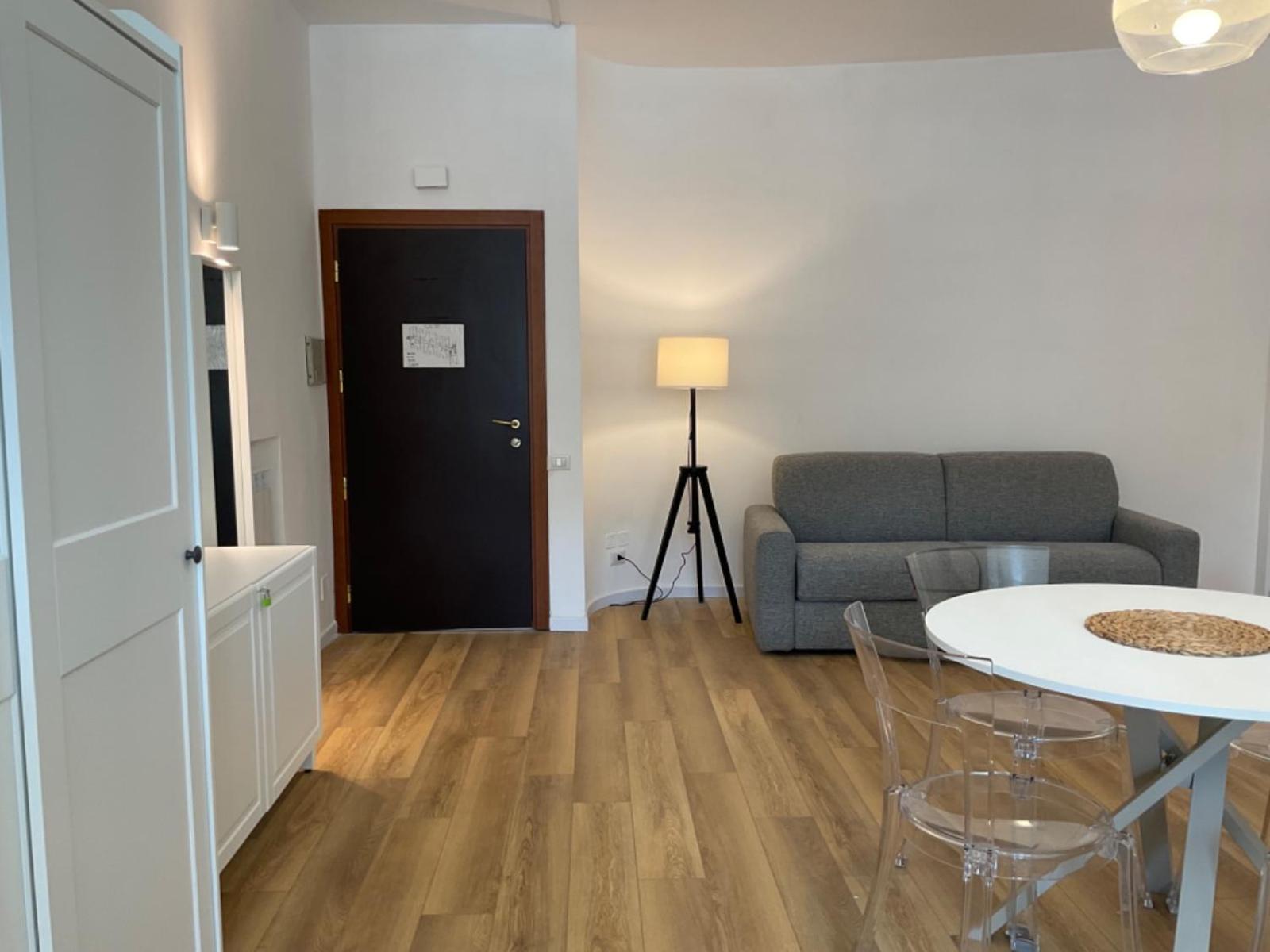 Vatican New In Apartment