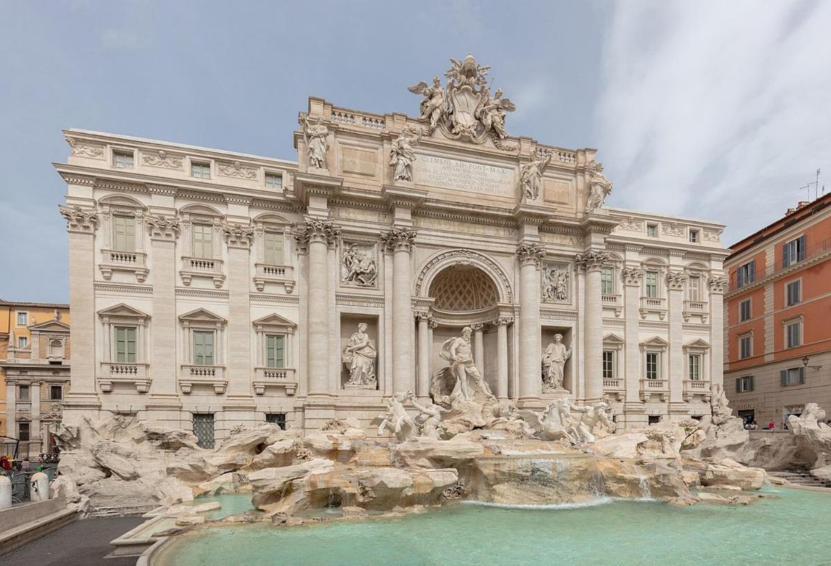 Vatican New In Apartment