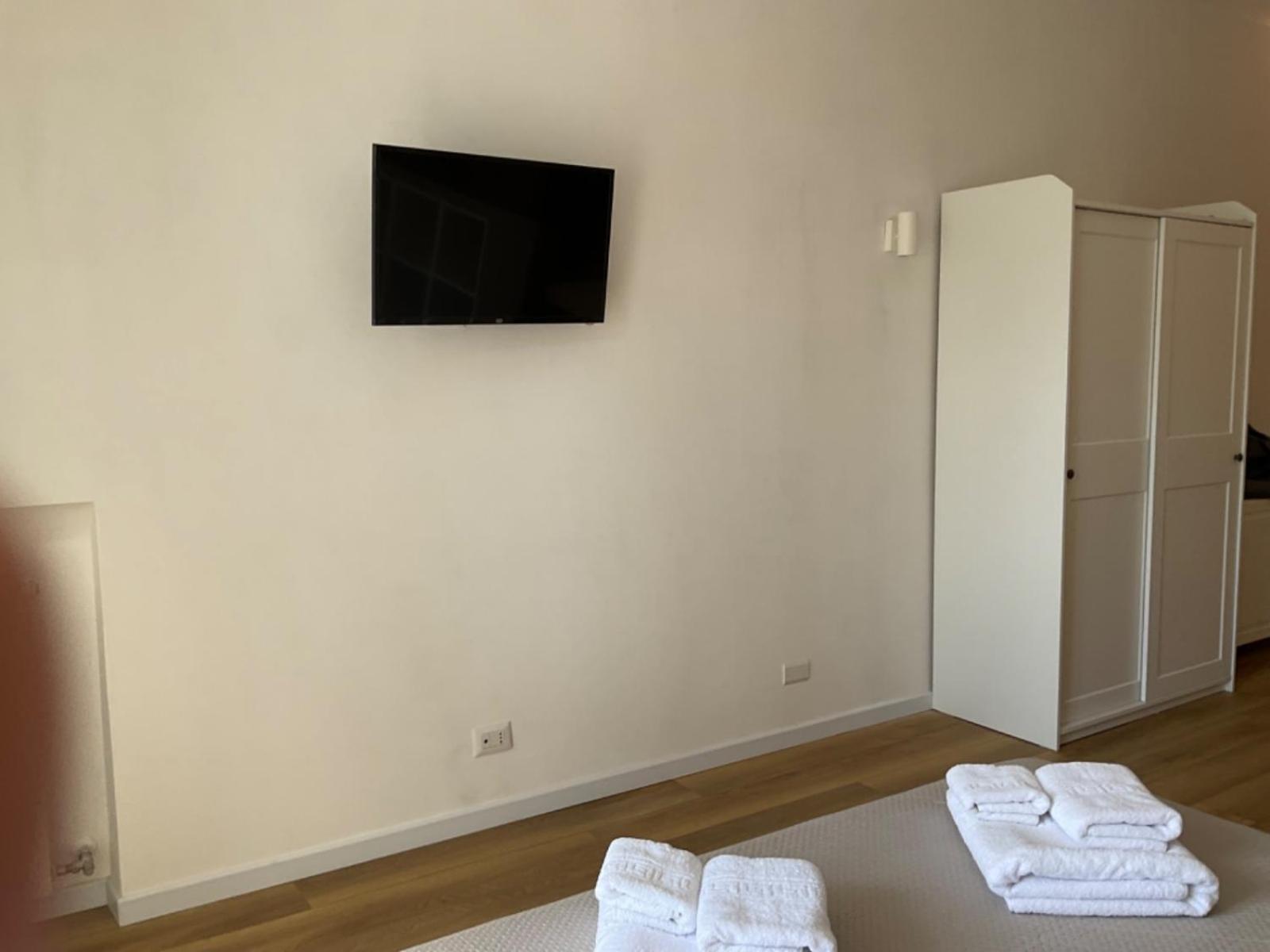 Vatican New In Apartment *